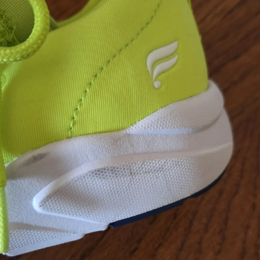 Fabletics Size 6 Bright Lime Green Athletic Outdoor Gym Sneakers